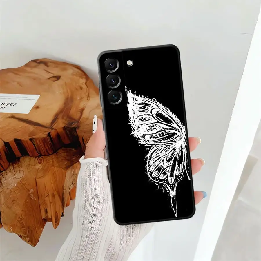 Casing Penutup Ponsel Hitam Lembut untuk Samsung Galaxy A06 A20 A13 A10 A12 A50 A30 A15 A04 A03 A40 A16 A05 A70 Kupu-kupu Cantik