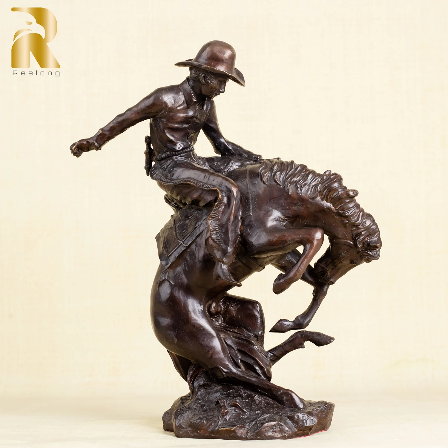 Bronze Cowboy Ridding Statue Bronze Outlaw Statue by Frederic Remington Replica Famous Art Crafts For Home Decor Ornament Gifts