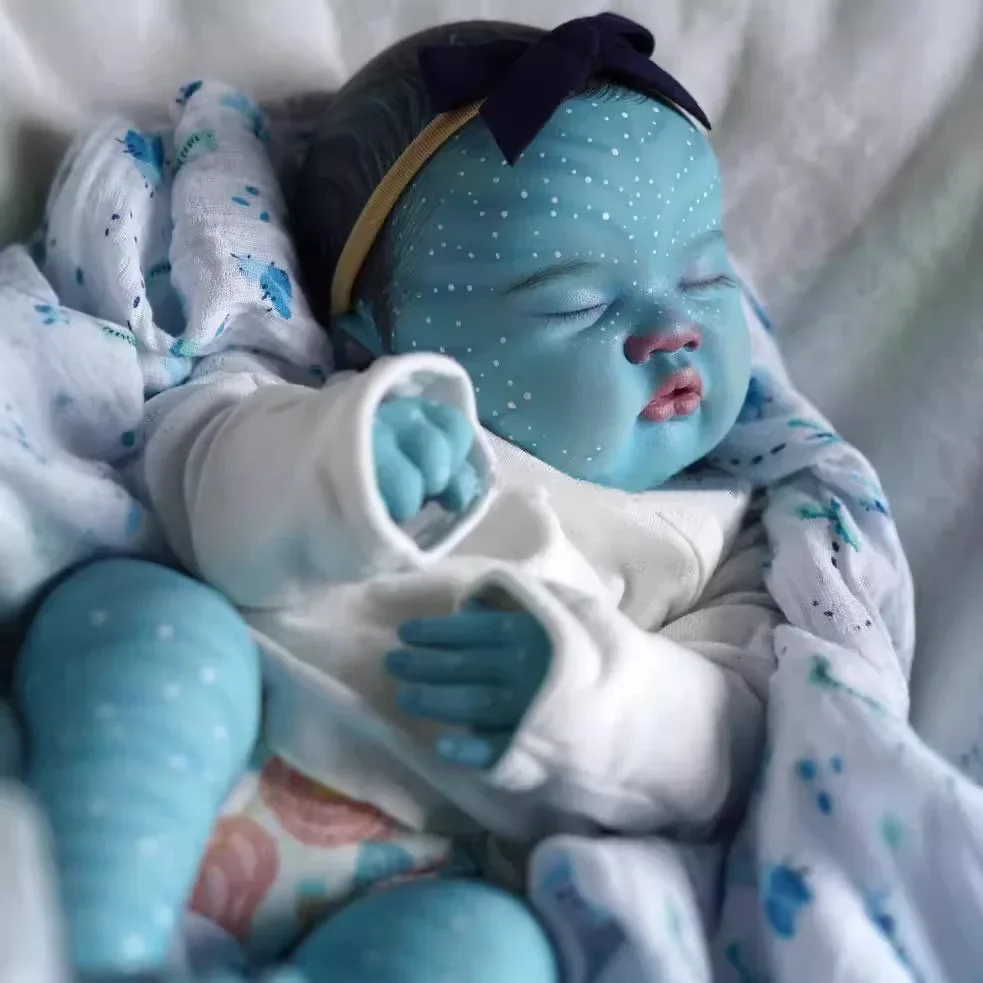 Afbeelding 4: Sterrenhemelpatroon blauwe babypop, realistische herboren pasgeboren pop, handgeschilderde details, perfect cadeau voor meisjes en poppenliefhebbers