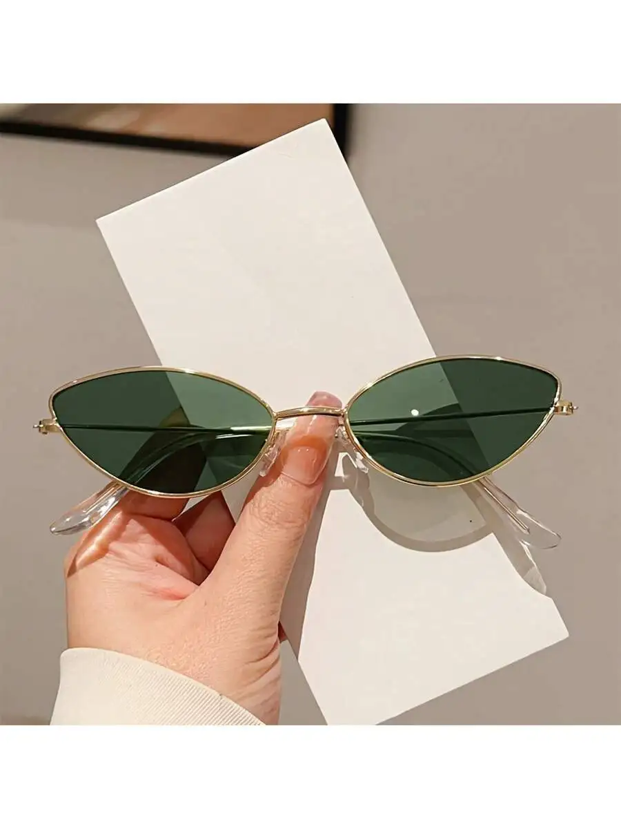 1 Pair Women New Cat Eye Model Fashion Glasses Exquisite Small Frame Popular Multicolor Entry Luxury Style Metal Edge Design view 5