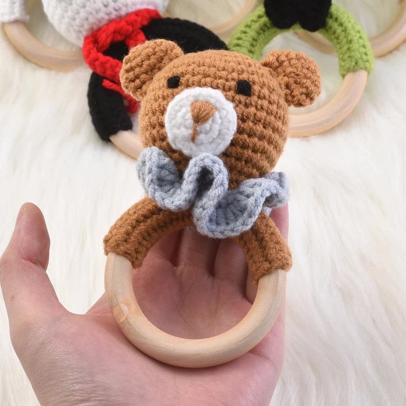 1Pcs Baby Teething Ring Food Grade Crochet Cartoon Animal Toy Wooden Teether Round Ring Bracelet For Baby Cot Hanging Rattle Toy