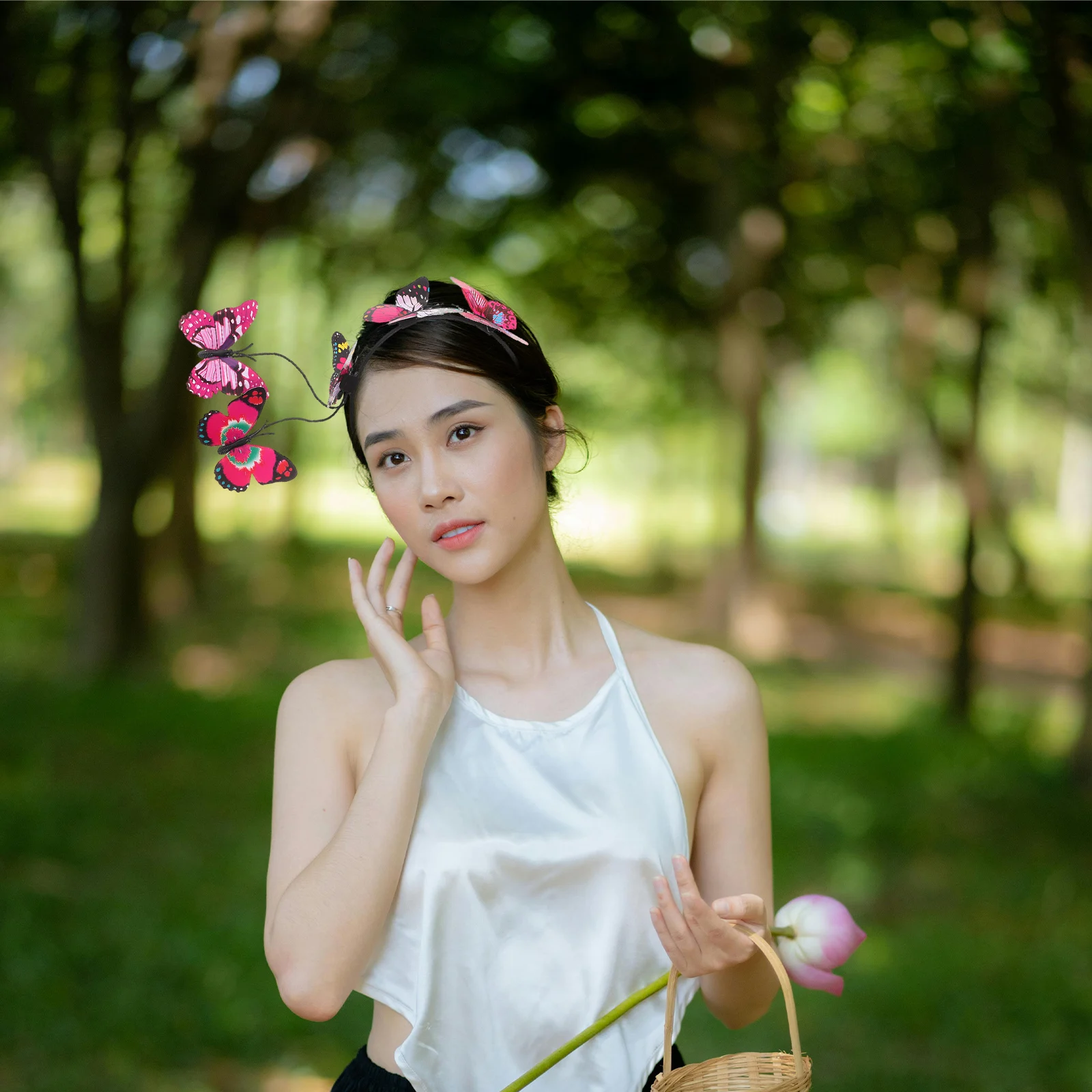 

Butterfly Bow Headband Girls Women Bridal Hair Clips Wedding Accessories Stylish 3D Design Versatile Use Elegant Look Gentle