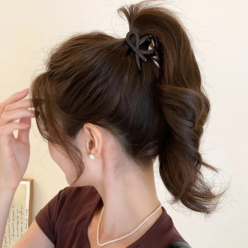 Vintage Haarspange mit geometrischer Schleife für hohe Pferdeschwänze – Haarklammer für Damen, Haarschmuck für den Hinterkopf – Detail 7
