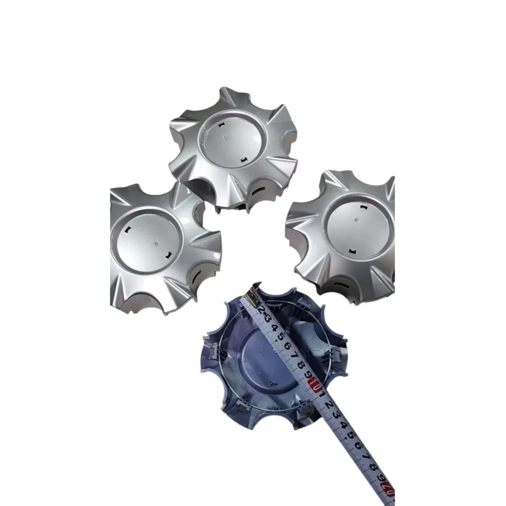 Suitable for Toyota Prado FJ120 domineering 2700 domineering 4000 wheel center decorative cover 4PCS silver