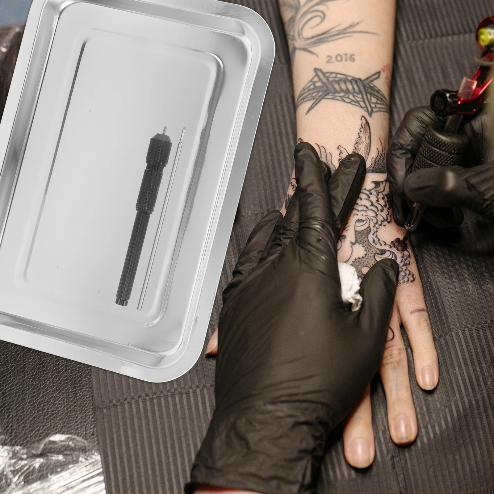 

2 Pcs Stainless Steel Tray for Tattoo 14x20cm Piercing Supplies Metal Trays with Raised Edges Easy to Clean Durable Reliable