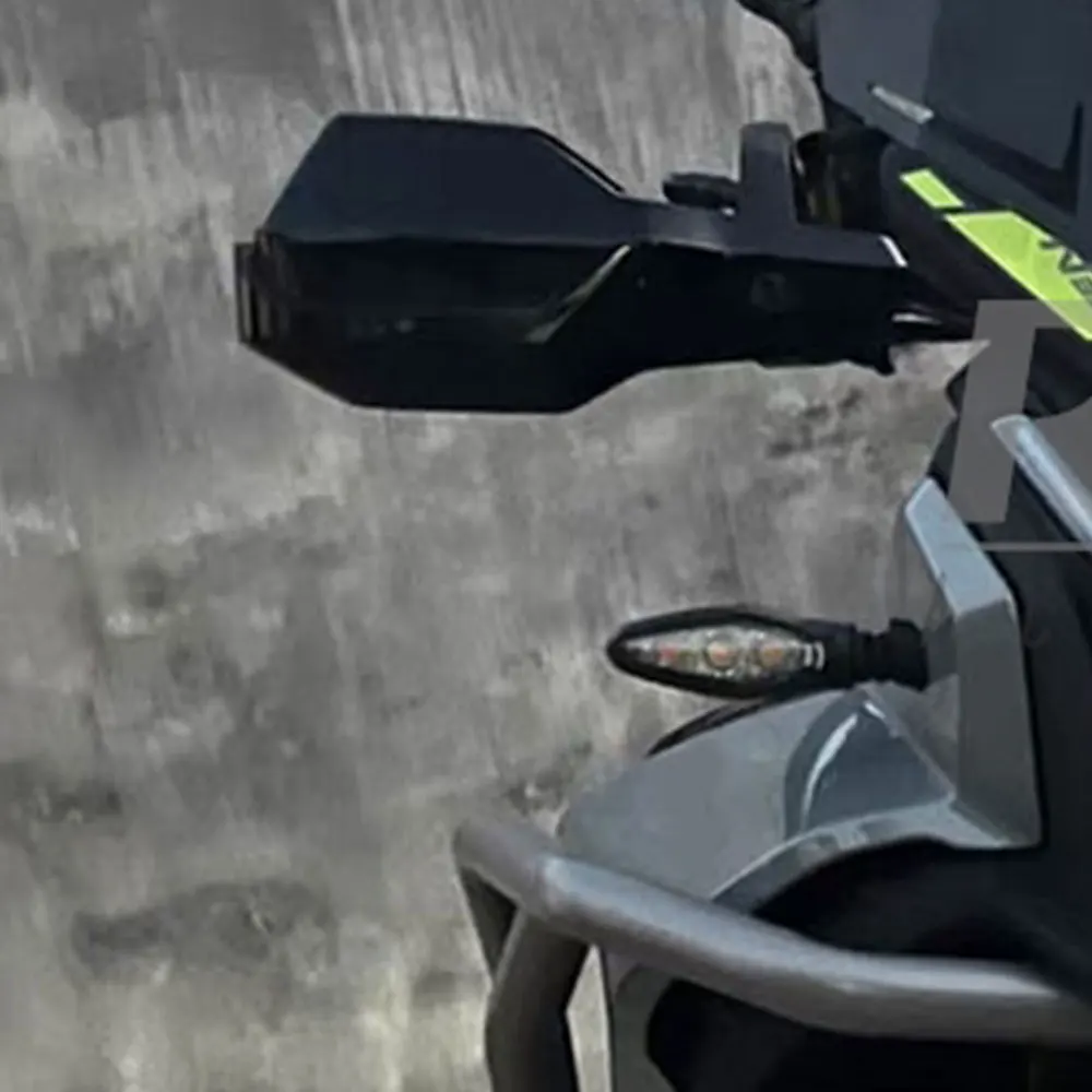 

Motorcycle Front Windshield For CFMOTO 450MT IBEX450 CF Moto 450 MT Ibex 450 2024 2025 2026 Airflow Wind Deflector Windscreen