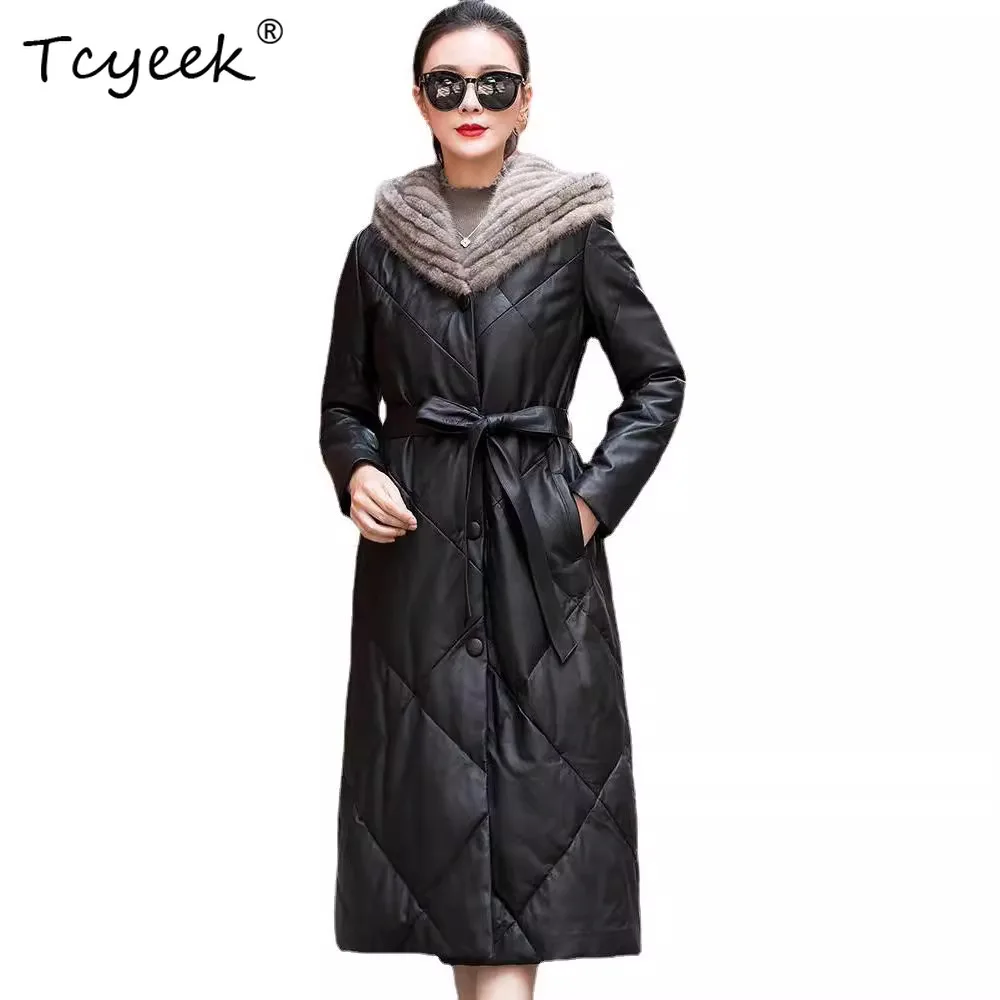 Tcyeek جلد الغنم الحقيقي سترة جلدية حقيقية النساء الملابس الشتوية فرو المنك طوق منتصف طول الأبيض بطة أسفل معطف المرأة معاطف