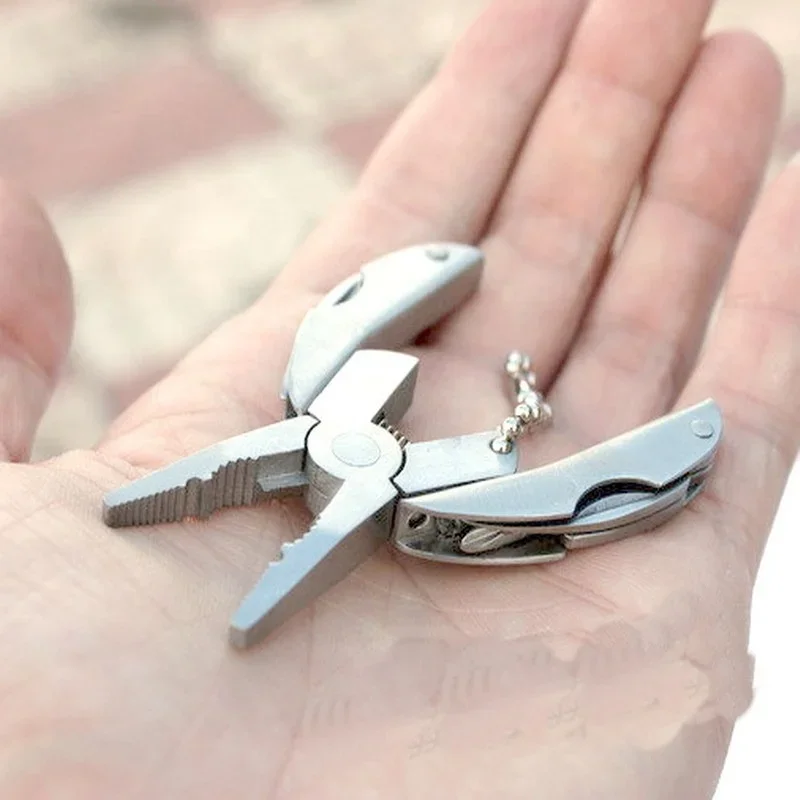 Portable Multifunction Folding Plier,Stainless Steel Foldaway Knife Keychain Screwdriver,Camping Survival EDC Tools Travel Kits