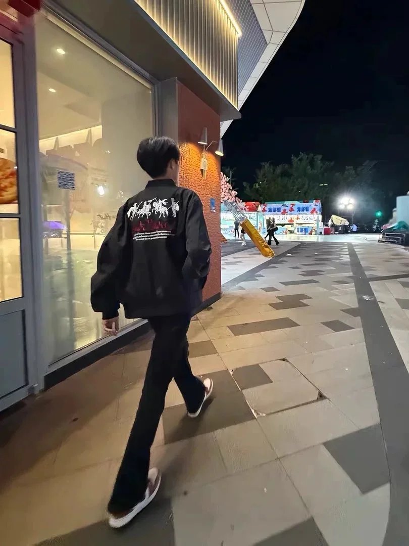 

Модный американский пилотный джет свободного кроя для пар с вышивкой Bla, повседневная верхняя одежда, длина, материал из искусственной кожи