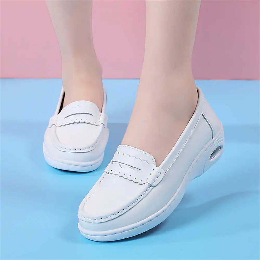 

Increases Height Thick Heel Womens Black Sneakers Skateboarding Footwear For Womens Skate Shoes Women Sports Shouse Tene