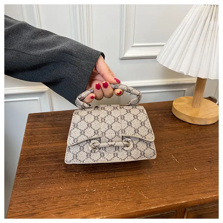 

2026 New Trend Niche Design Crossbody Bag Women's Popular Premium Handbag Fashion Texture Casual Shoulder Bag