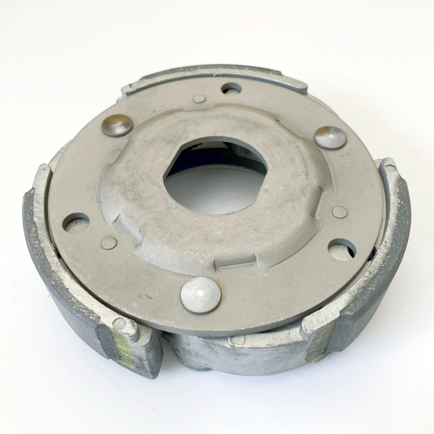 

Муфта сцепления 133 мм в сборе для Linhai Bighorn 260 300 YP260 Yamaha Majesty 250 LH260 LH300, рабочее юбилей 23925 Benelli 250