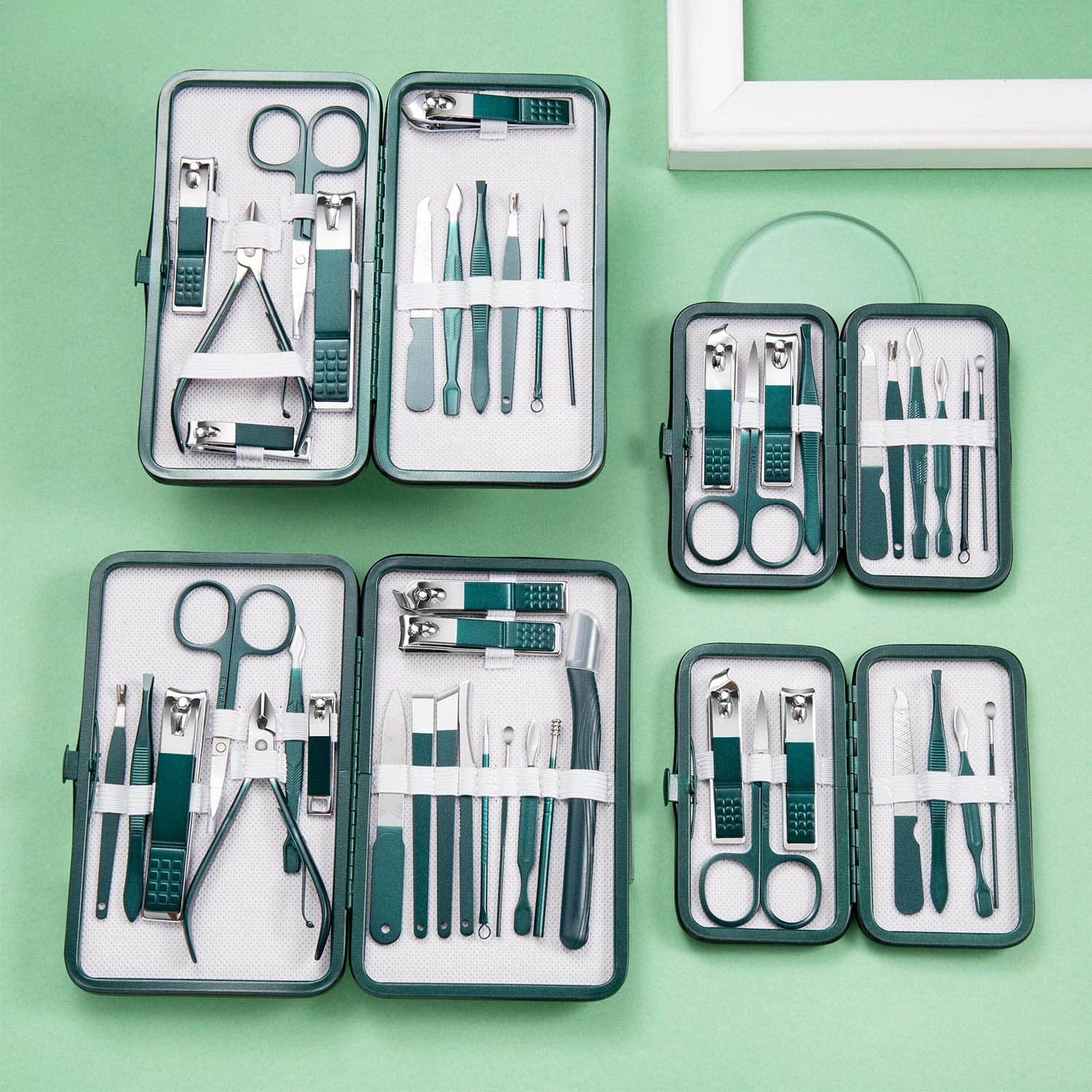 Nuovo set di tagliaunghie in acciaio inossidabile Set di strumenti per toelettatura con custodia portatile Strumento per manicure per unghie verdi