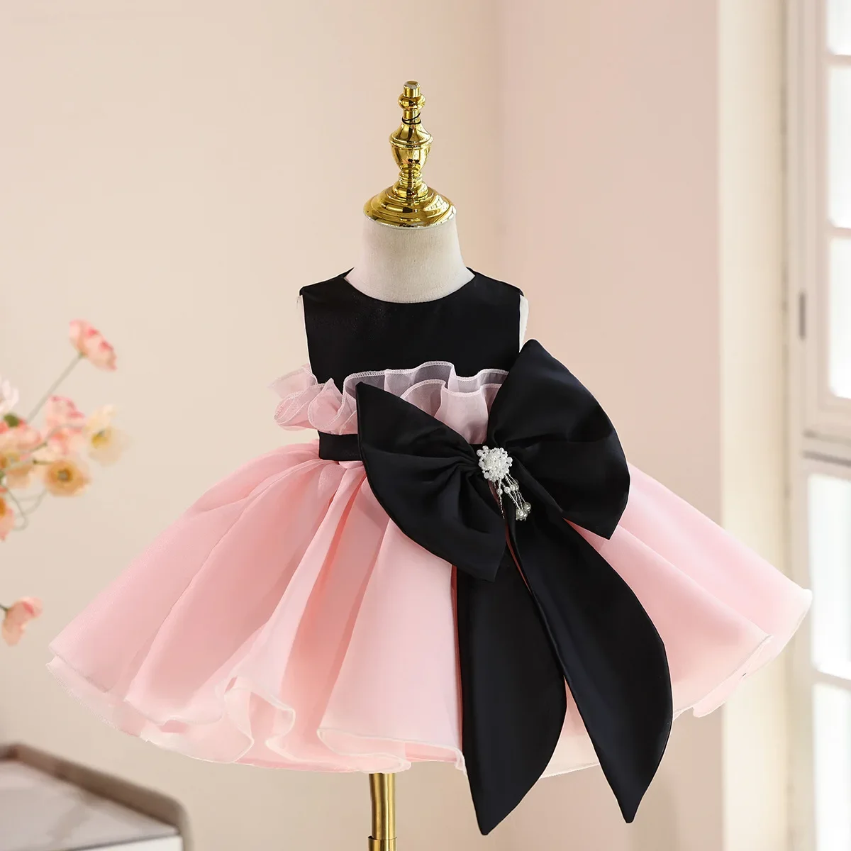 Ball Gown Children Fashion Bow Design Wedding Performance Dress y1594 New Girls Cute Birthday Baptism Princess