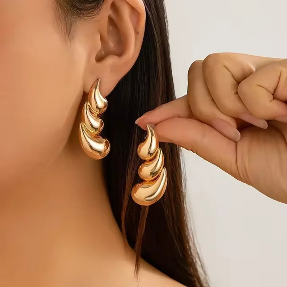 

shiny hoop earrings Fashion Earrings for Women Gold Color Party Jewelry Accessries birthday gifts hoop earrings