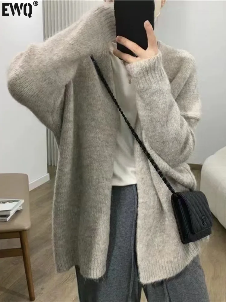 [EWQ] Brown Tops Long Sleeve Gray Sweater Korea Chic Winter Warm Women\'s Jacket Loose Cardigan Knitted 2024 Autumn New 16O135420