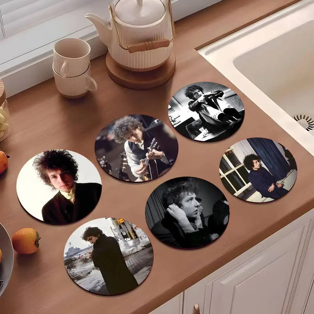 1pc Singer B-ob D-ylan Wooden Coaster Colour Printing Cup Mat Home Desk Decoration Gifts