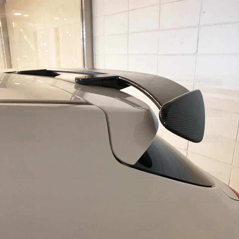 Do 2013-2016 Hyundai I30 Spoiler ABS Plastik Włókno węglowe Wygląd Hatchback SUV Dach Tylne skrzydło Zestaw karoserii Akcesoria — zdjęcie 3