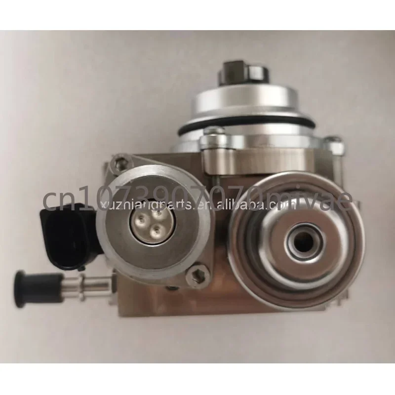 Car Parts High Pressure Fuel Injection Pump 200p Genuine for Peugeot 208 C4 C5 MINI Cooper 1920RT OE 13517592429 9819938580