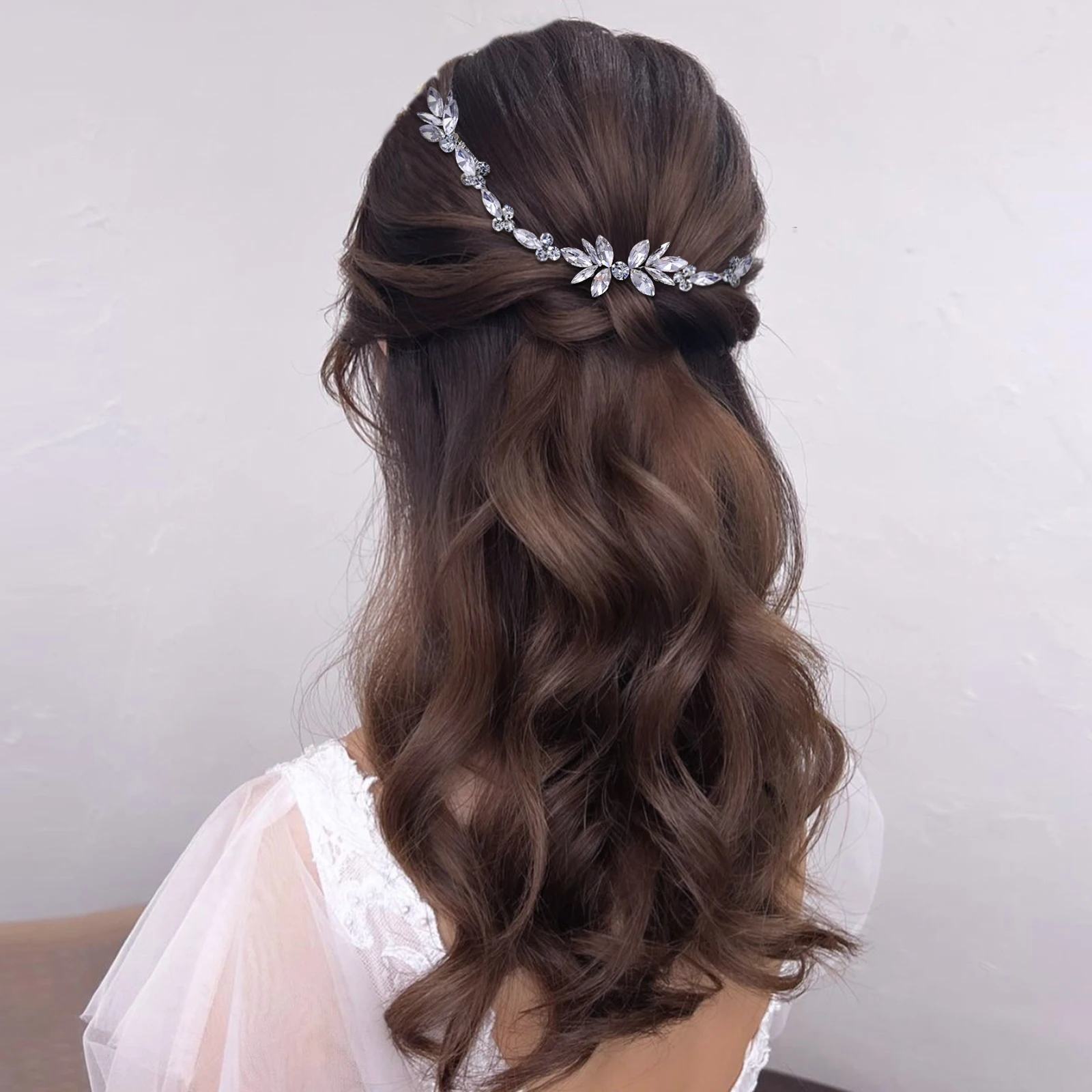 Sparkling Rhinestone Bridal Forehead Tiara with Comb Design Elegant Wedding Hair Accessory for the Bride Rhinestone Women HP564