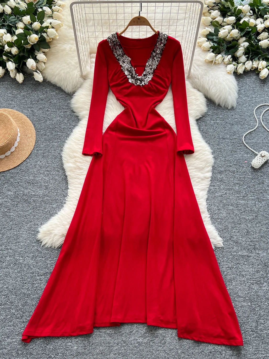 

Elegant Women's Long Dress V-Neck Sparkling Panel Slimming High Waist A-Line Skirt Korean Style Commute Spring Season