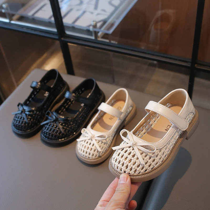 

Summer Girls Casual Shoes Children Sandals Soft Sole Anti Slip Woven Cut-outs Bow Princess Shoes Comfortable Student Shoes