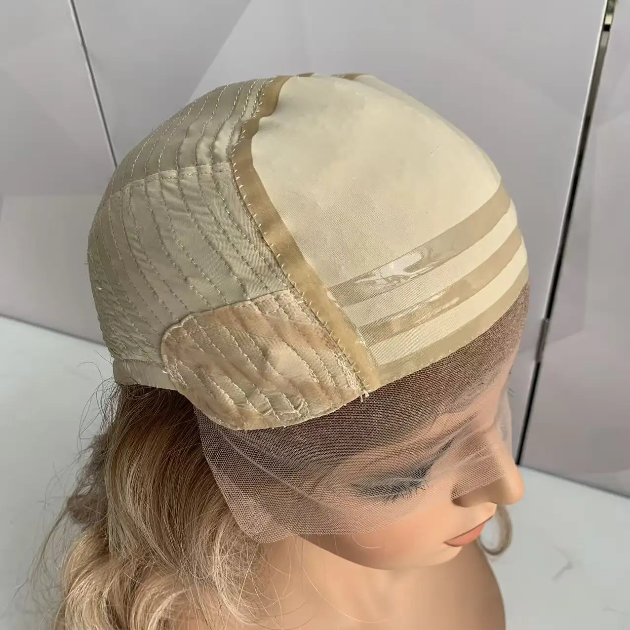Blonde Highlight Comfortable and breathable Silicone Cap Gluless Medical Wig Replacement European Human Hair