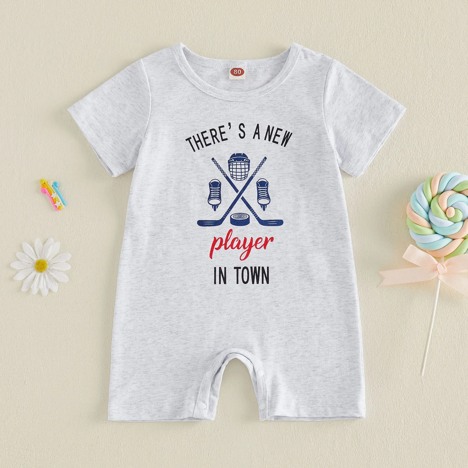 

Комбинезон с короткими рукавами и хоккейным принтом для маленьких мальчиков, с круглым вырезом и элементами уличной моды, для летних развлечений