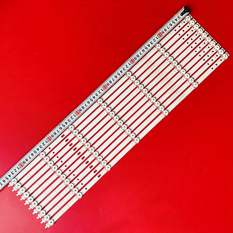 

LED Backlight strip 7 leds for L70M7-EA LED70D07-ZC42AG-05D 30370007207D 3v/led