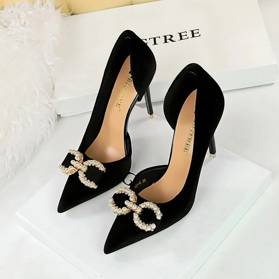 Bigtree Velvet Pear… - image