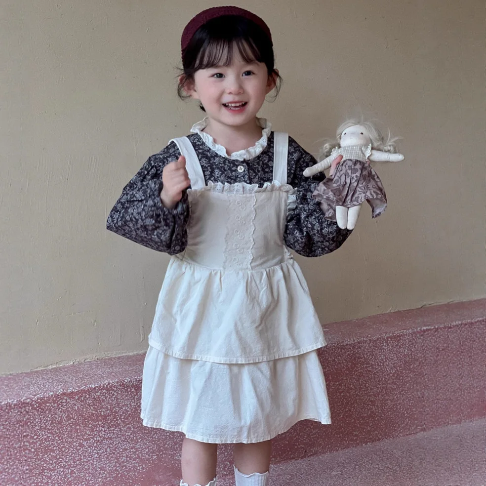 

2025 Autumn New Girls Cute Lace Strap Dress Cotton Children Sleeveless Casual Dress Solid Baby Girl Princess Dress Kids Clothes