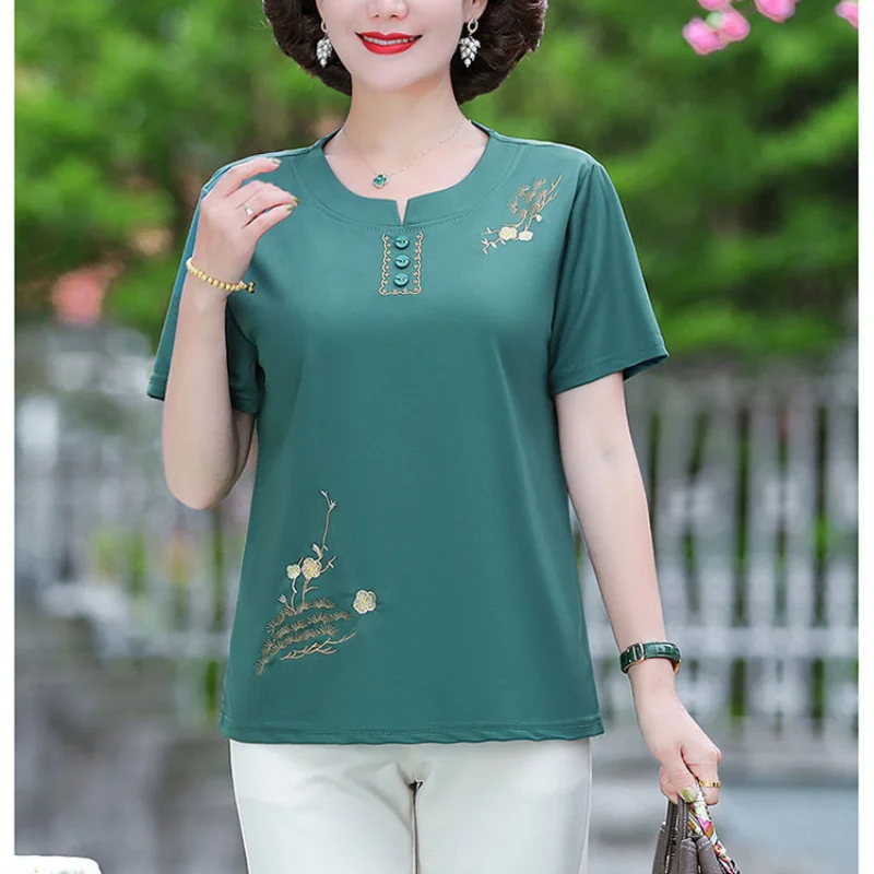 New Summer Women\'s Solid Colors O-Neck Short Sleeve Loose Plus Size Classic Embroidery Pullovers Vintage Fashion Casual Tops