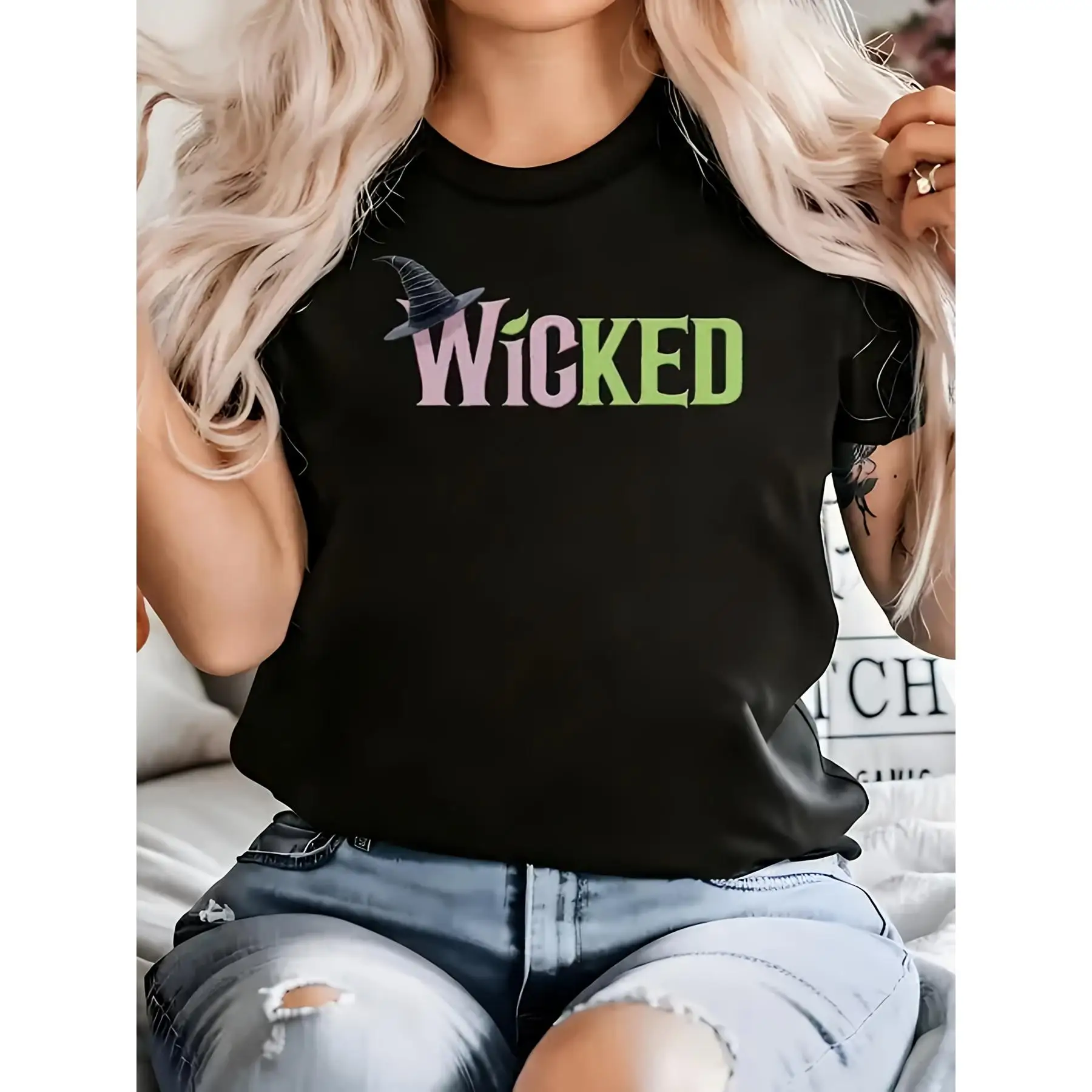 

Halloween WICKED Graphic T-Shirt for Women, Spooky Witch Hat Print Tee, Funny Letter Top, Holiday Party Casual Streetwear