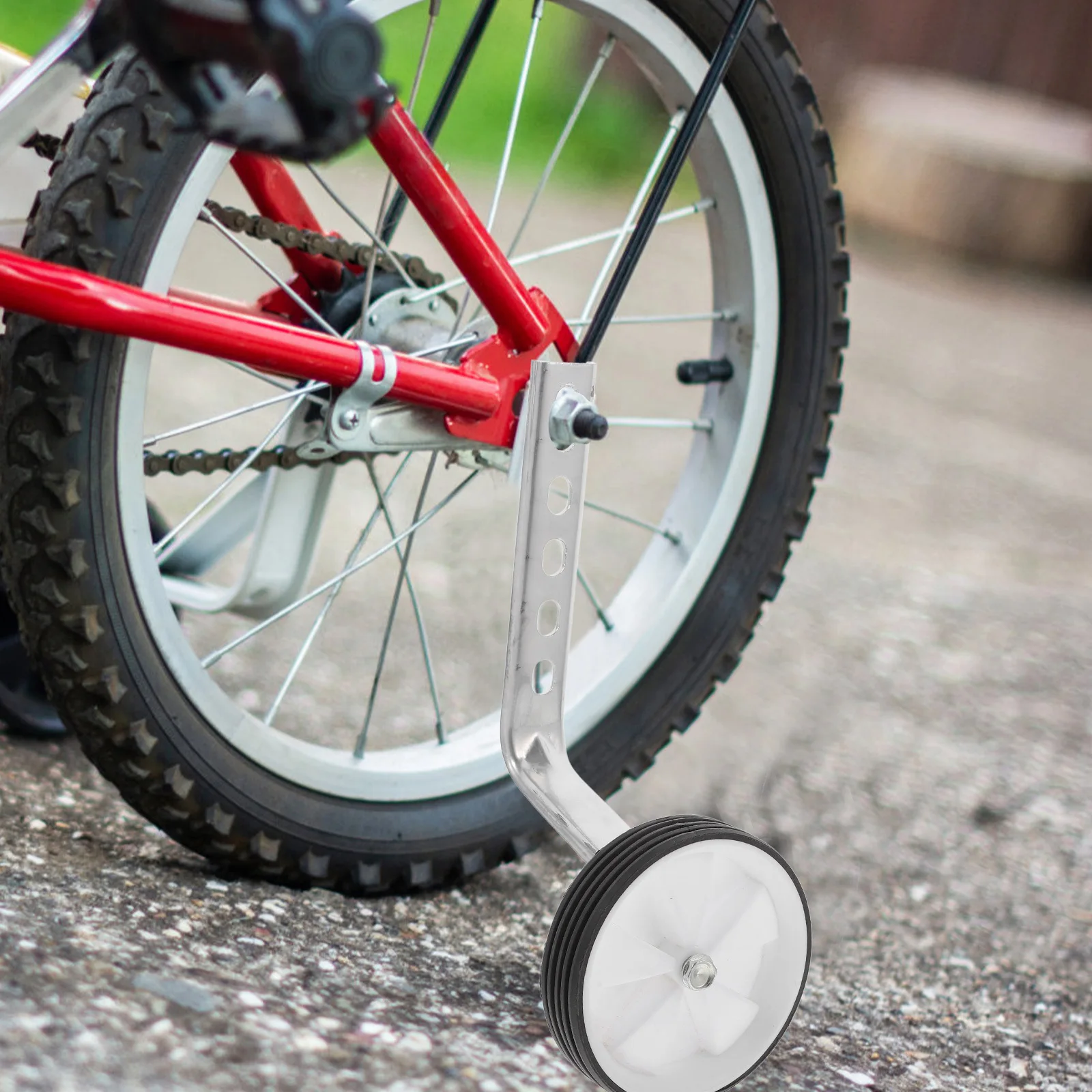 عجلات تدريب عالمية 12-20 بوصة من الفولاذ المسامي للأطفال عجلة مساعدة تدعم التوازن كاتب السلامة مناسبة لـ #1