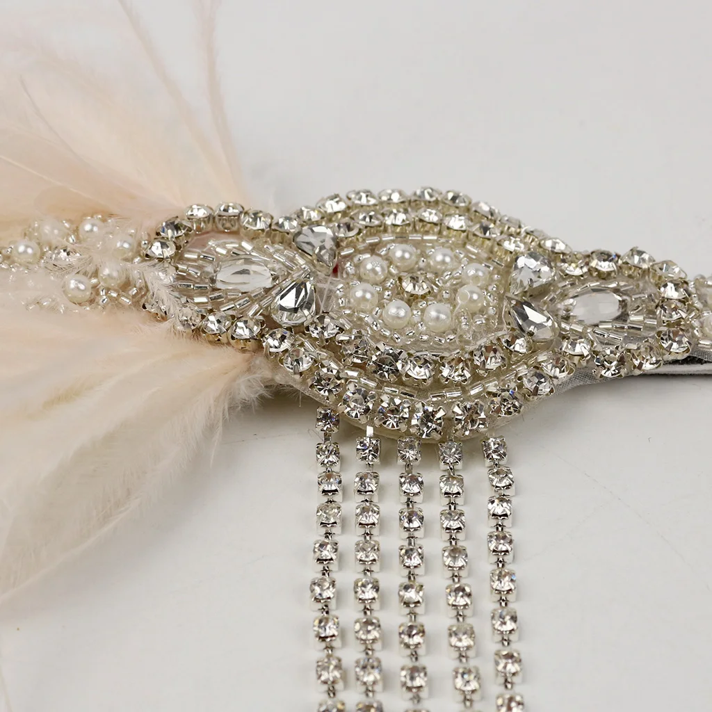 

Черная повязка для волос с блестками и бисером, 1920-е годы, винтажный головной убор для вечеринки в стиле Гэтсби, женская повязка на голову с перьями