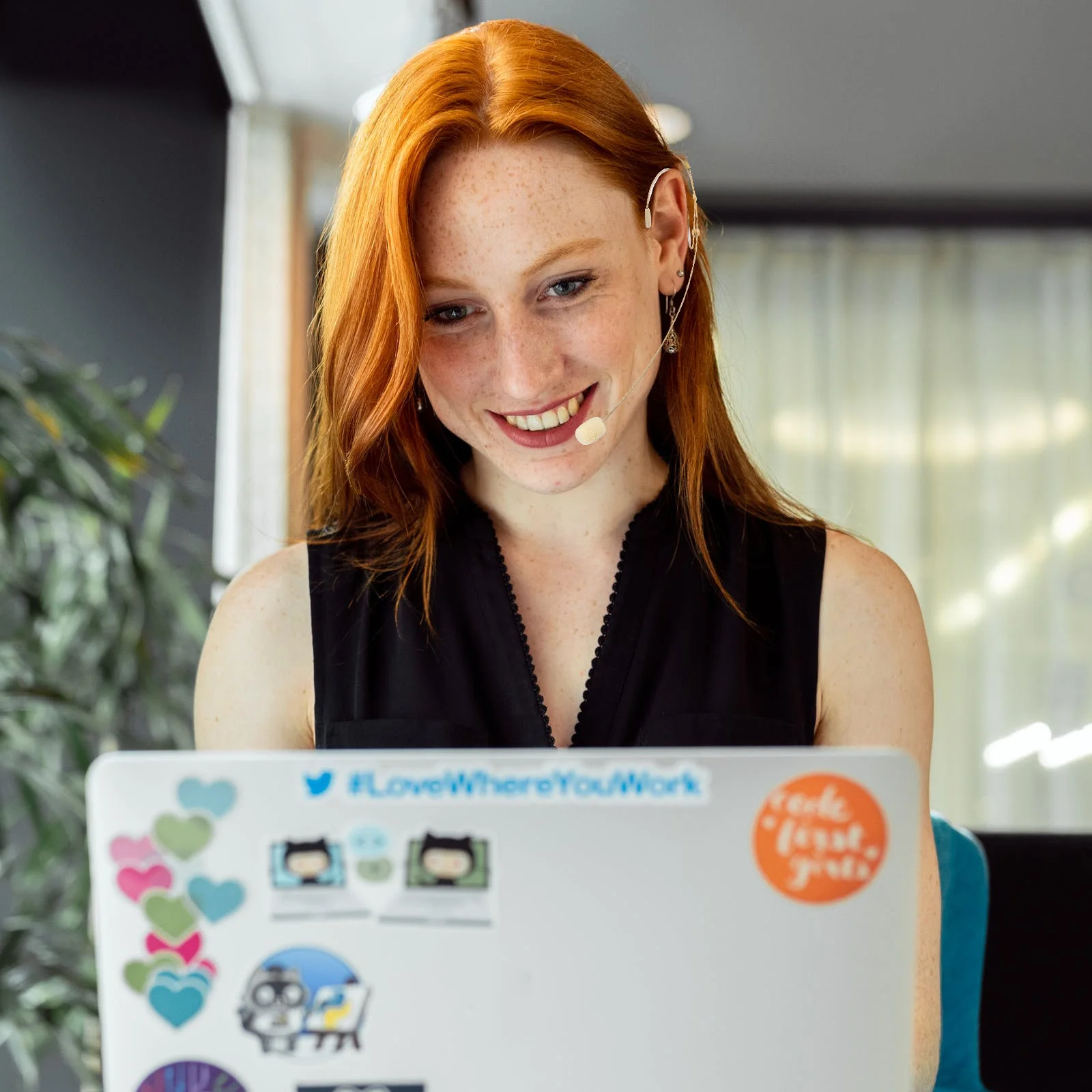 

Professional Head-Mounted Mic Flexible Earhook 3 Pin Directional Microphone for Performance Teaching Voice Amplifier Speaker