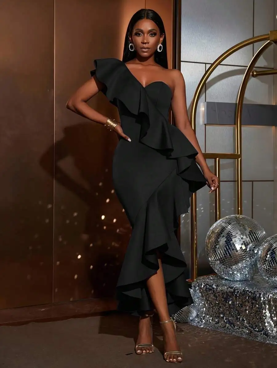 

Платье-русалка с одним рукавом и оборками для торжественных мероприятий и коктейльных вечеринок