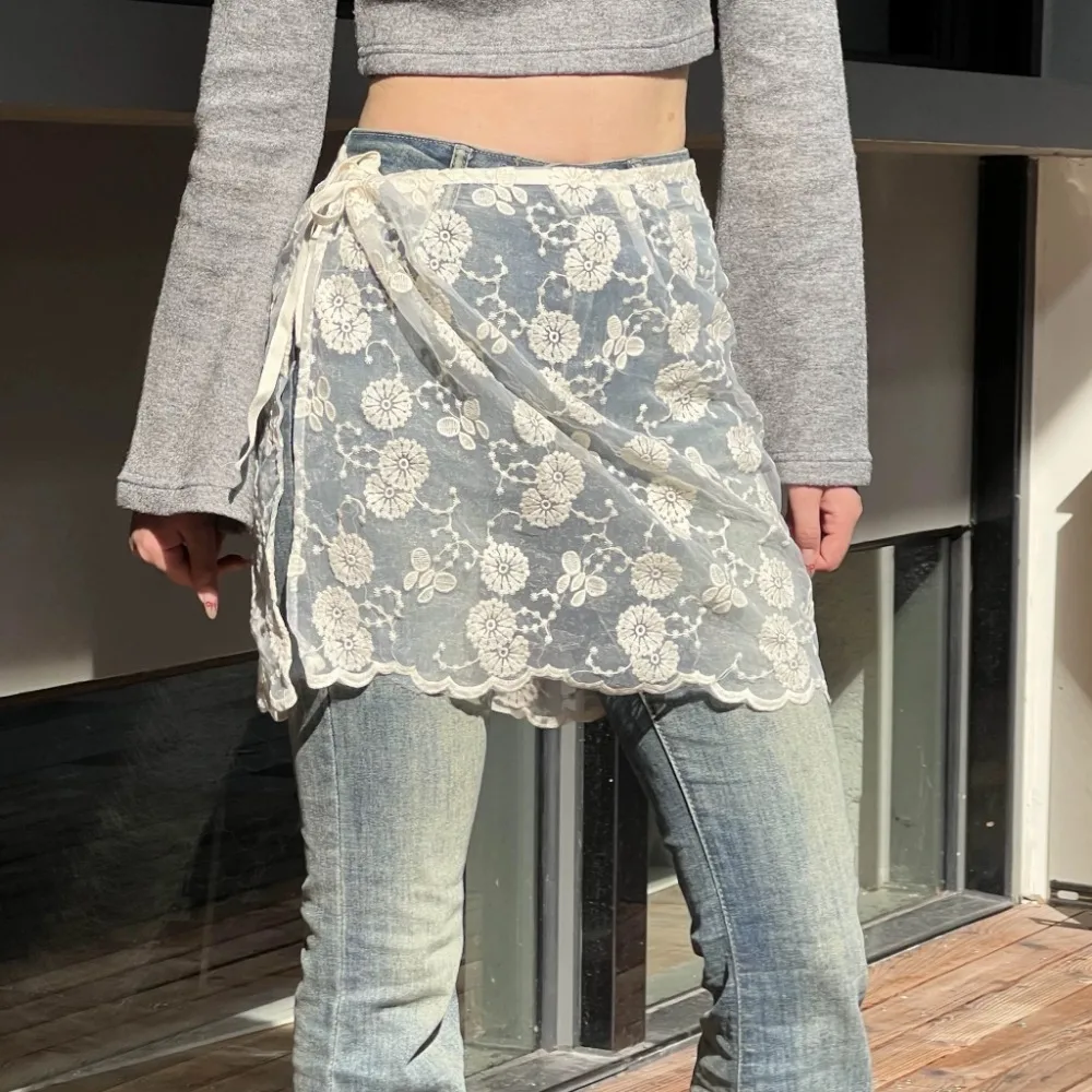 Fashion Sweet Lace Half Skirt Flower Embroidery Hight Waist Gauze Skirt Lace-up Y2K Outwear Mini Skirt Streetwear