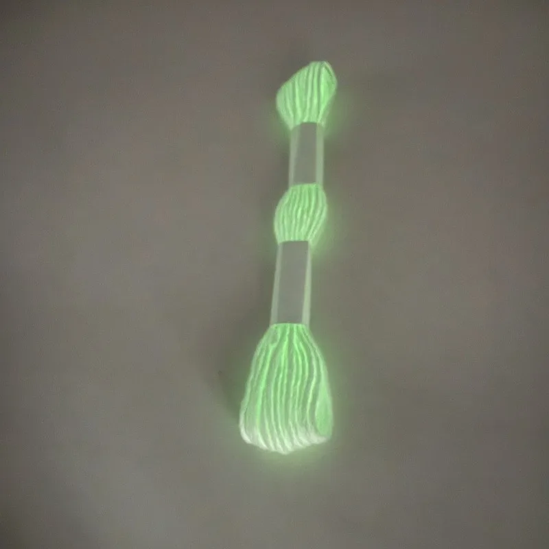 السوبر مشرق توهج الظلام التطريز الموضوع عبر غرزة الخيط 6 ستراند DIY بها بنفسك اليدوية الحرفية العرض مخصص زهرة الموضوع التواء