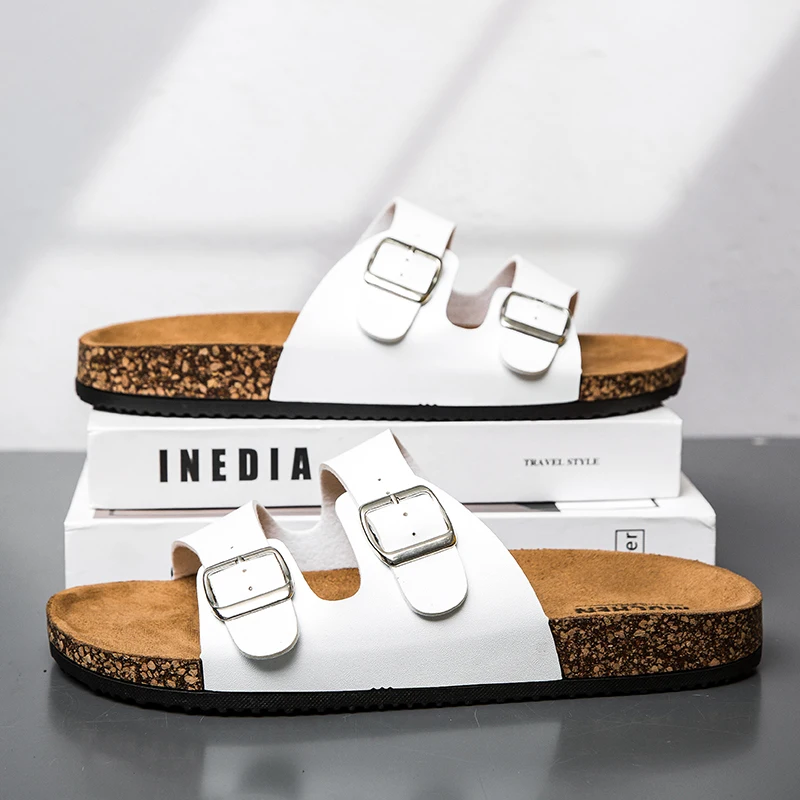 Nuove infradito in sughero in pelle coppia maschile retrò 2025 abbigliamento estivo pantofole Muller moda sandali da spiaggia casual Zapatillas Hombre