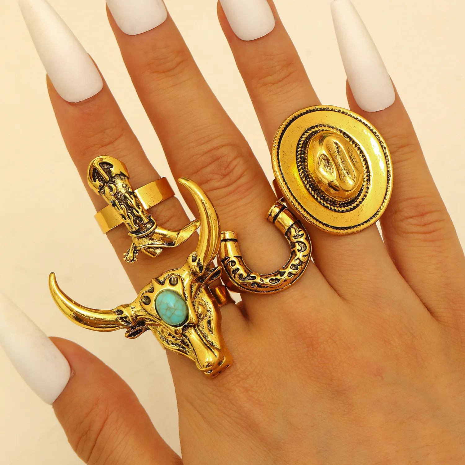 

Western Cowboy Style Bull Head Ring Hat Shape Ring Horse Shoe Ring Set Women Punk Statement Jewelry