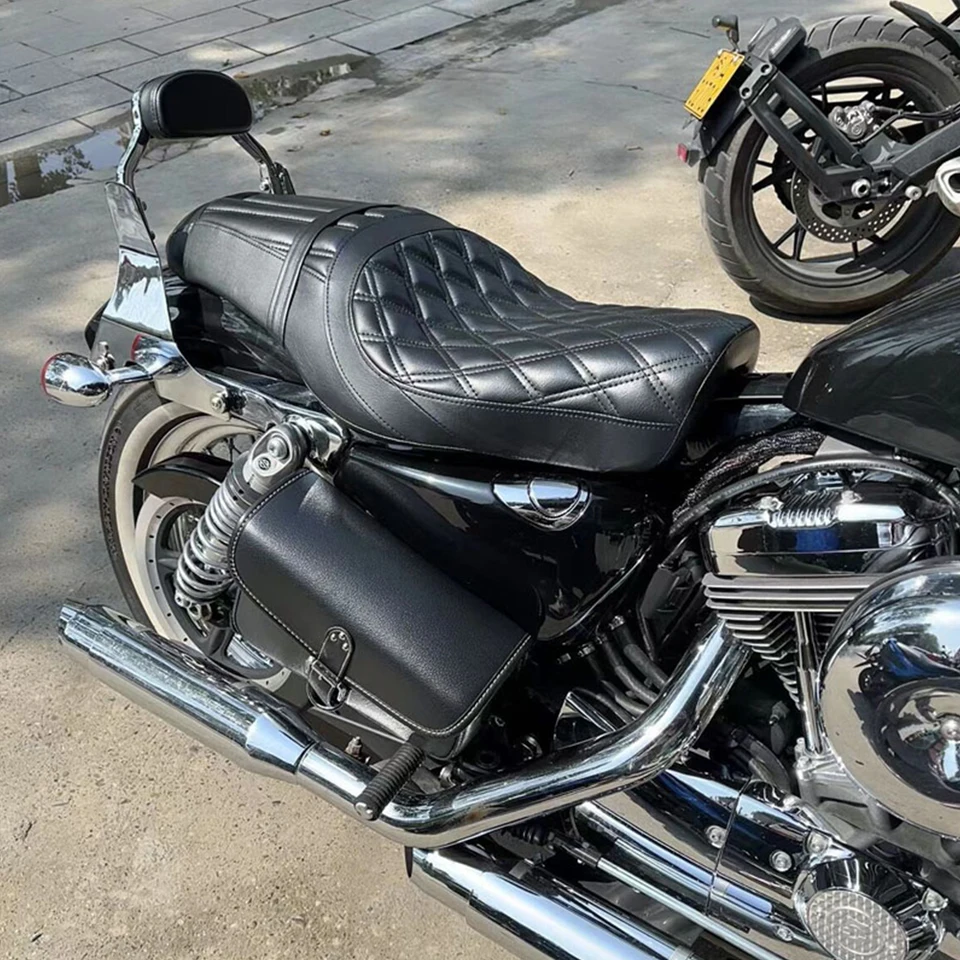 ハーレーXL1200ナイトスターシングルシート❗️ ハーレー XL1200N ナイトスター 08-10年 純正シート ソロシート メイン