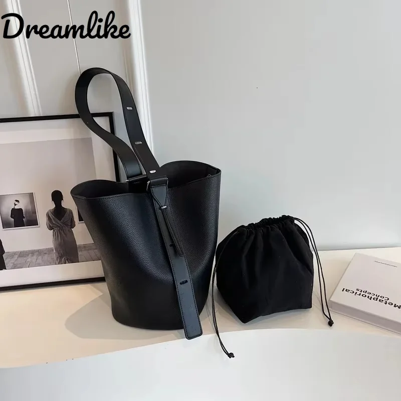 

Маленькие однотонные кожаные сумки на ремне в стиле ретро для женщин, дизайнерские корейские модные женские сумки 2025 года, сумка для подмышек