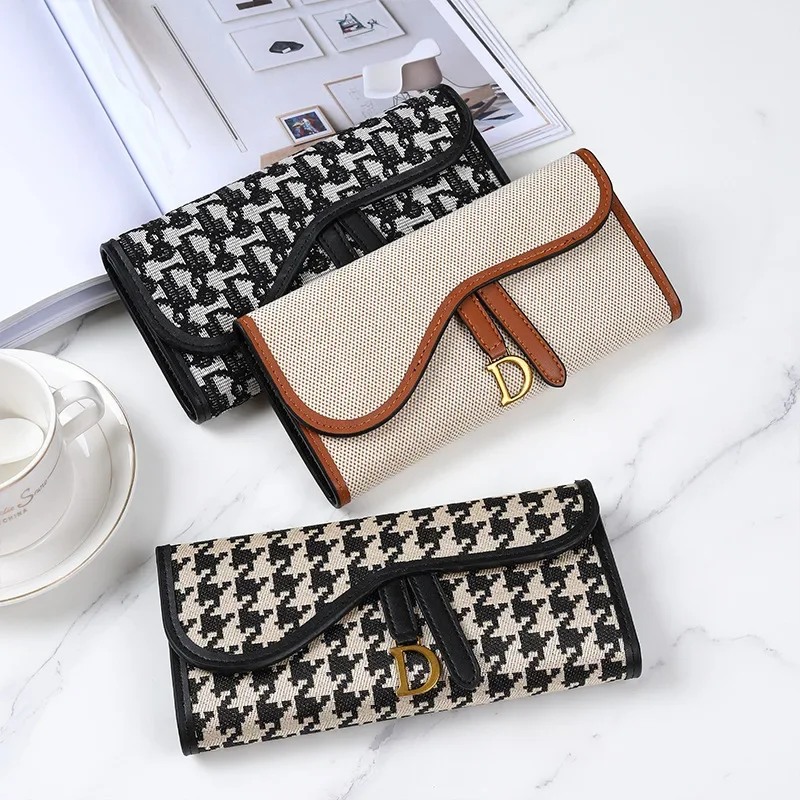 American Retro Wallets Women Long Large Capacity D-buckle Multiple Card Slots Multi-functional Foreign Trade Three Fold Handbag