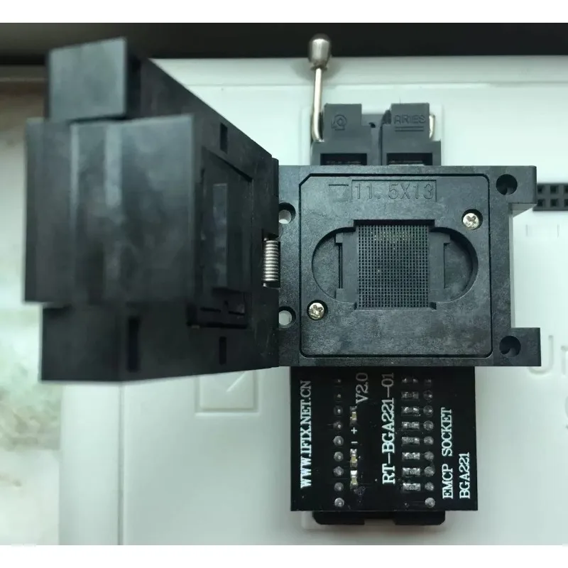 RT809HSE BGA221 EMMC Bounce Seat EMCP221 Adapter Seat Read Write Seat Mobile Phone Card Holder Electronic Repair Tool Partr