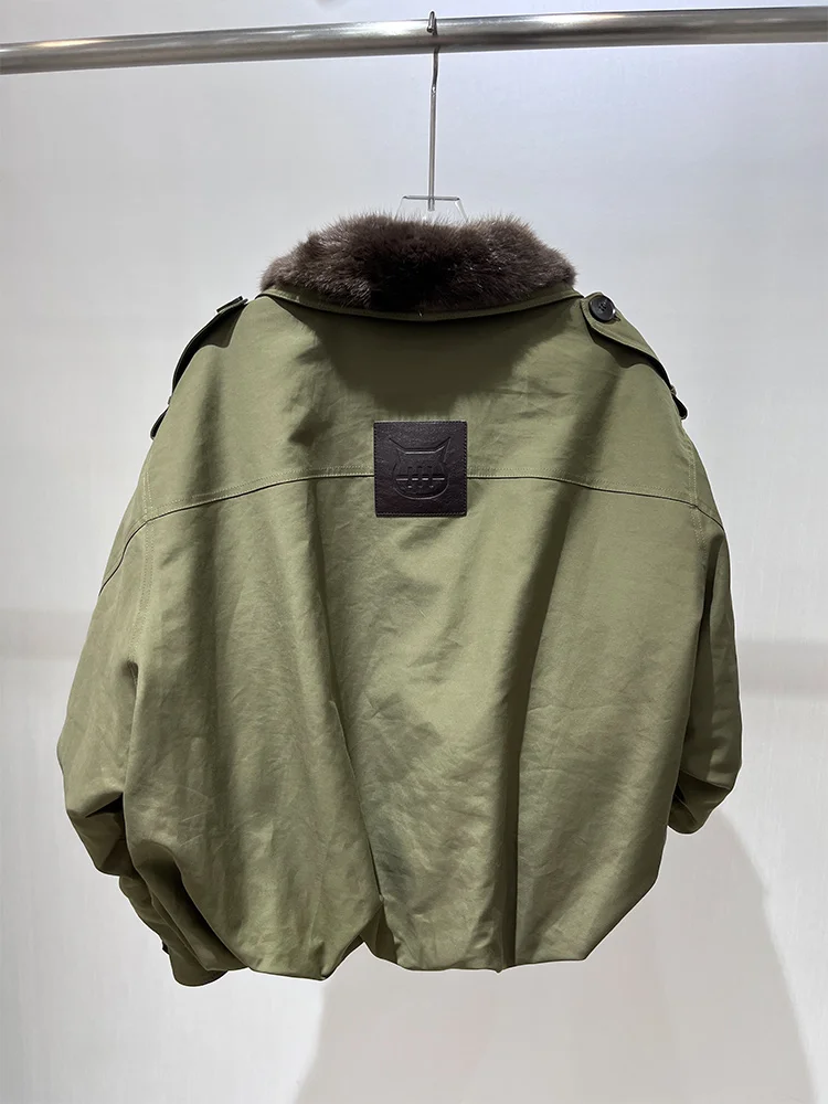 أزياء الشتاء الدافئة البخاخ السترات النساء الحقيقي الطبيعي الحقيقي المسخرية الفراء طوق أوزة أسفل السترات سميكة الإناث معاطف أبلى