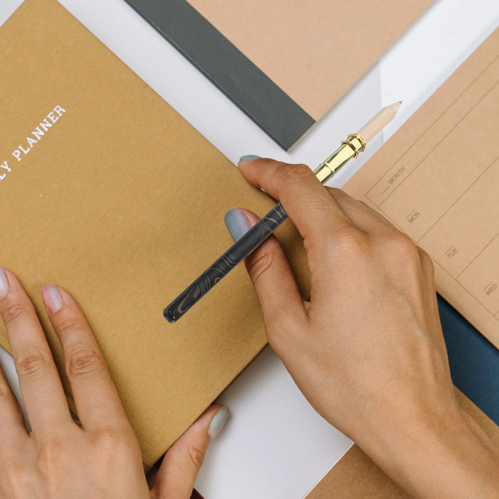 

Pencil Extender Bamboo For Short Colored Crayon Charcoal Drawing Pens Sketching Writing Extension Holder Art Tools School Office