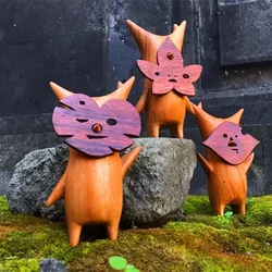 Statua Korok, famiglia Korok in legno, regalo artigianale per gli amanti del gioco Zelda Breath of The Wild, decorazione artigianale giocattolo burattino