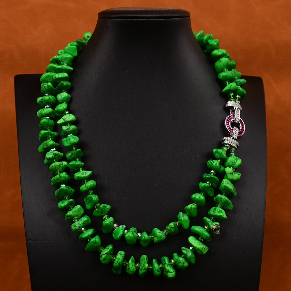 

GG Natural Stone 2 Rows Green Turquoise Freeform Nugget Gems Green Crystal Necklace Cz Pave Clasp Elegant Jewelry Gifts