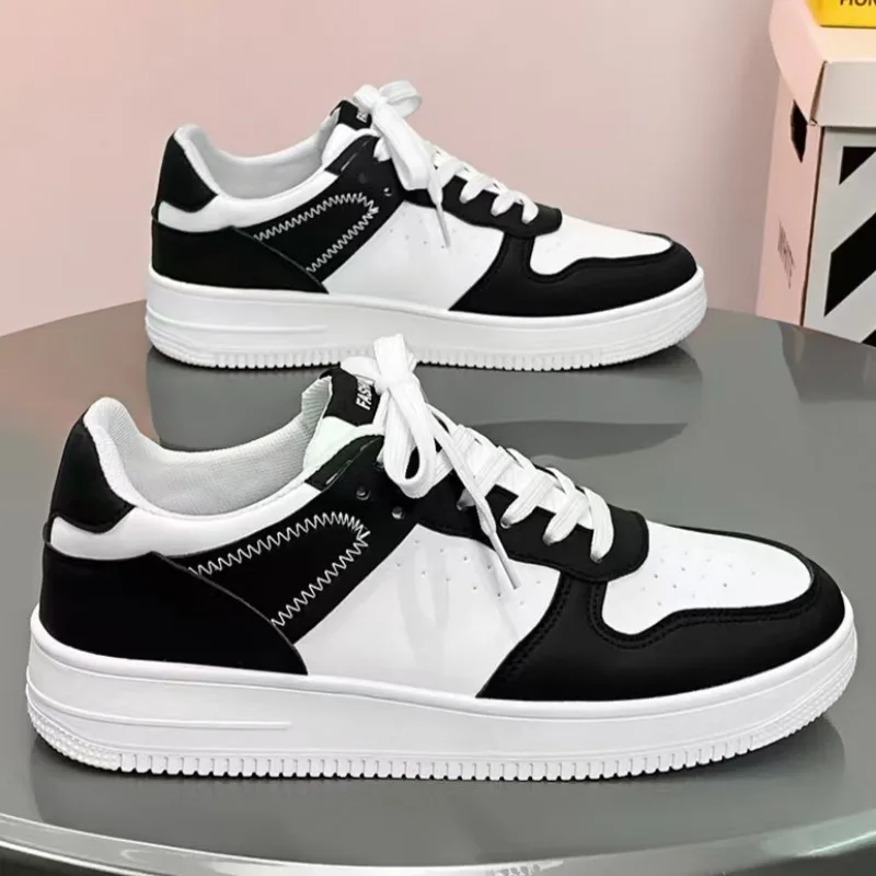 

2026 Men's Shoes Spring and Autumn New Comfortable Flat Shoe Sports Shoes Lace Up Casual Men's Shoes Outdoor Lightweight